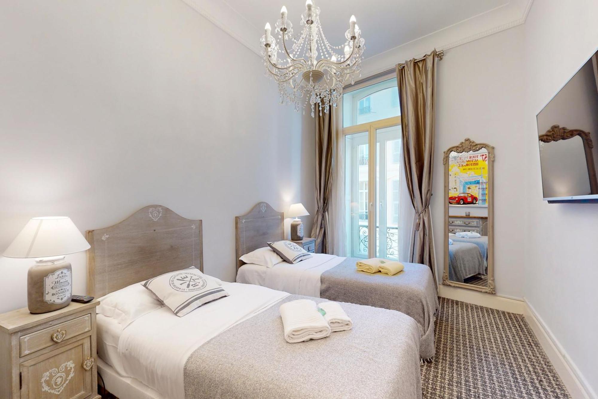 Silver Suite Five Stars Holiday House Nice Buitenkant foto